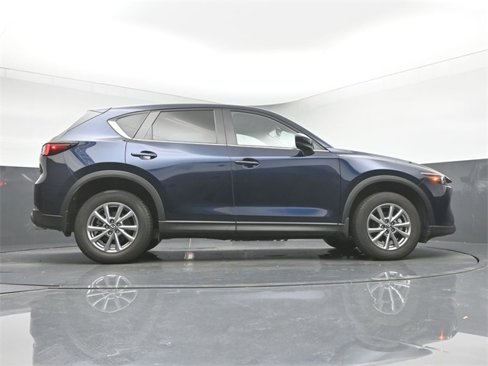 Used 2022 MAZDA CX-5 AWD 2.5 S w/ Preferred Package image 16