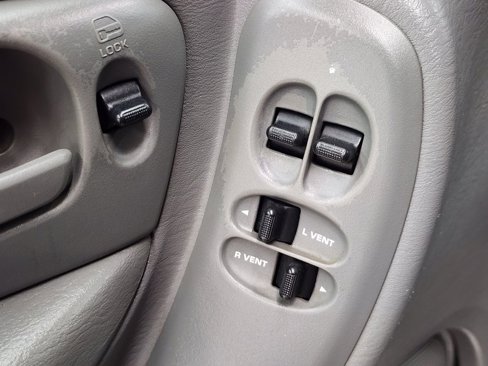 Used 2005 Dodge Grand Caravan SE w/ Popular Equipment Group I image 19