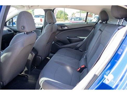 Used 2018 Chevrolet Cruze LT w/ Convenience Package image 4