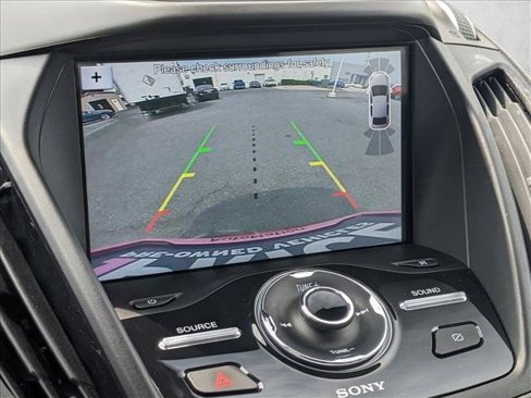 Used 2019 Ford Escape Titanium image 14