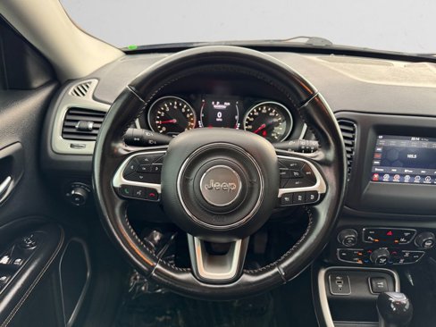 Used 2020 Jeep Compass Latitude image 14