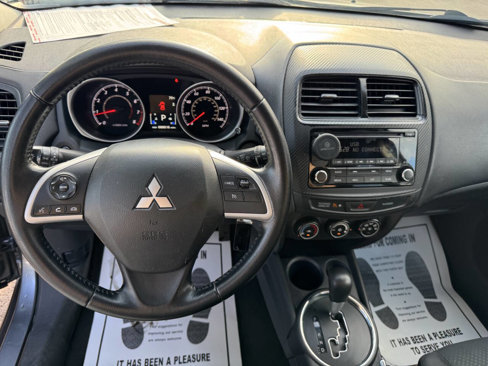 Used 2015 Mitsubishi Outlander Sport ES image 4