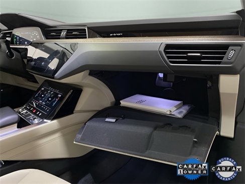 Used 2021 Audi e-tron Premium Plus w/ Premium Plus Package image 85