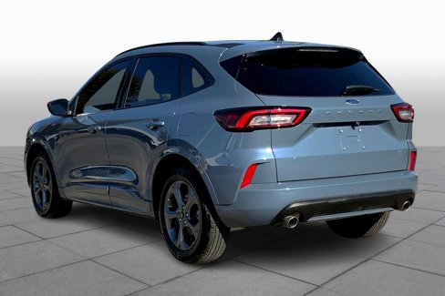 Used 2024 Ford Escape ST-Line w/ Cold Weather Package image 11