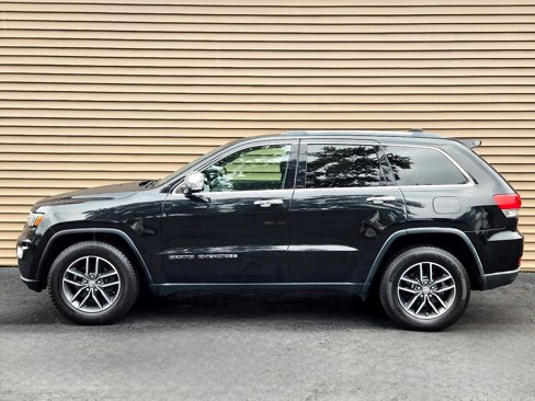 Used 2018 Jeep Grand Cherokee Limited image 3