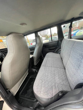 Used 2000 Jeep Cherokee Sport image 22