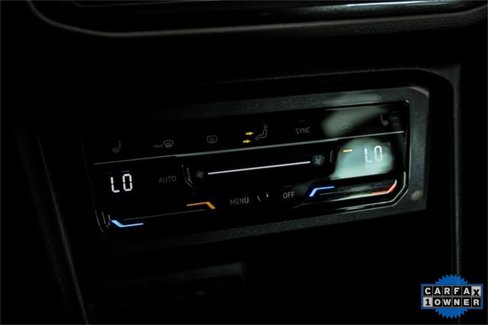 Used 2022 Volkswagen Tiguan SE R-Line image 20