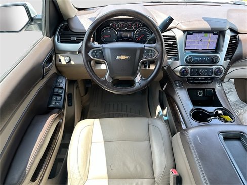 Used 2018 Chevrolet Suburban LT image 22