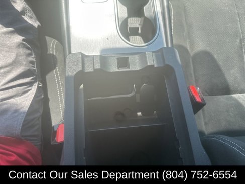 Used 2019 Nissan Murano S image 24