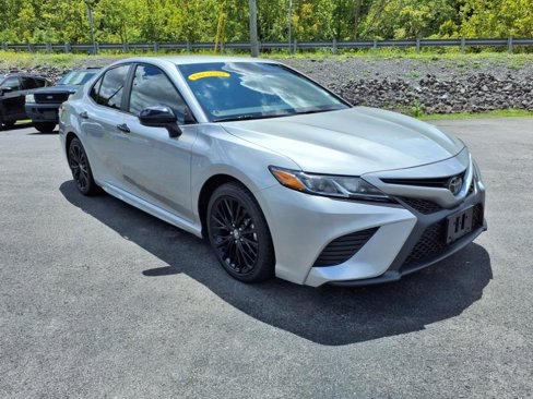 Used 2020 Toyota Camry SE image 7