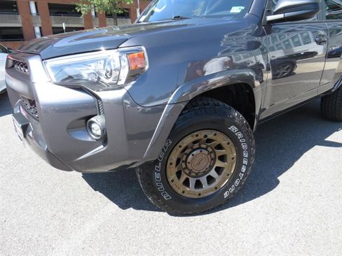 Used 2021 Toyota 4Runner SR5 image 24