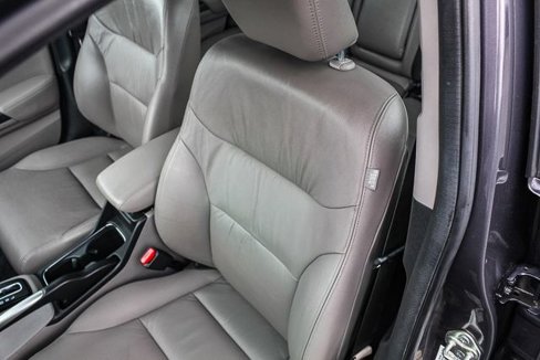 Used 2014 Honda Civic EX-L image 32