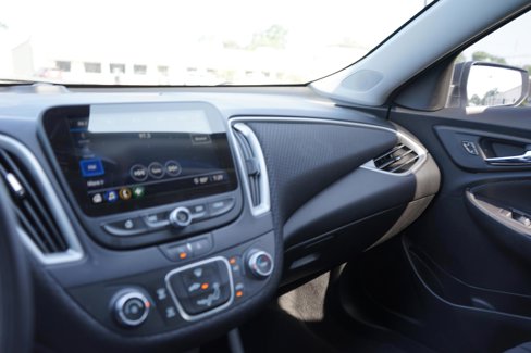 Used 2022 Chevrolet Malibu LS image 18