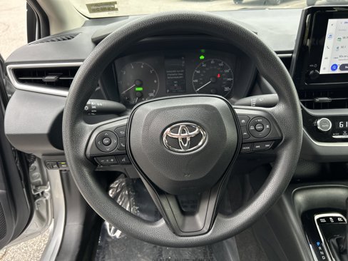 Used 2024 Toyota Corolla LE image 21