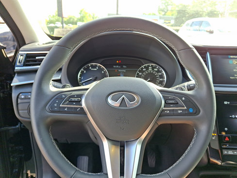 Certified 2024 INFINITI QX50 Luxe image 22