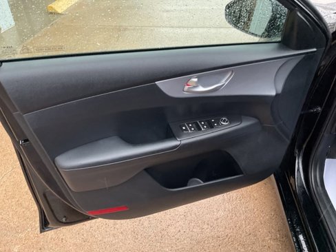Used 2024 Kia Forte LXS image 26