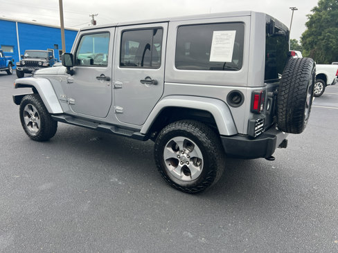 Used 2017 Jeep Wrangler Unlimited Sahara w/ Connectivity Group image 11