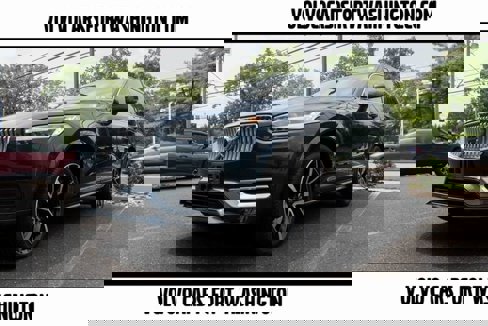 Certified 2024 Volvo XC90 B5 Plus w/ Protection Package Premier image 1