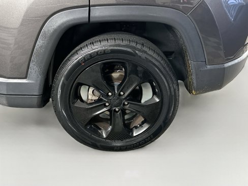 Used 2018 Jeep Compass Latitude w/ Popular Equipment Group image 11