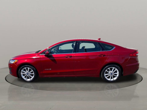 Used 2019 Ford Fusion SE image 3