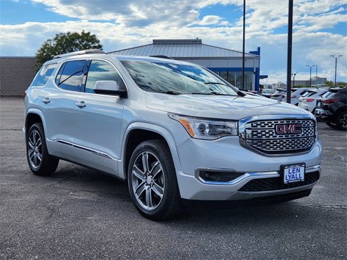 Used 2019 GMC Acadia Denali image 1