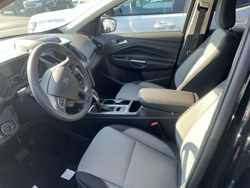 Used 2019 Ford Escape SE image 5