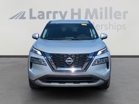 Used 2022 Nissan Rogue SV image 8