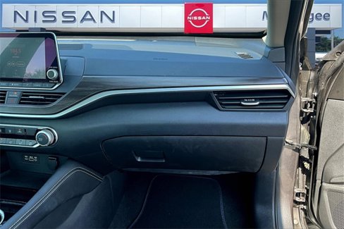 Used 2023 Nissan Altima 2.5 SV image 23