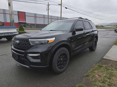 Used 2020 Ford Explorer XLT w/ Equipment Group 202A image 7