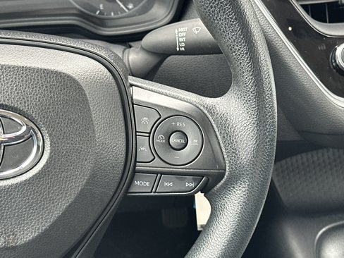 Used 2023 Toyota Corolla LE image 24