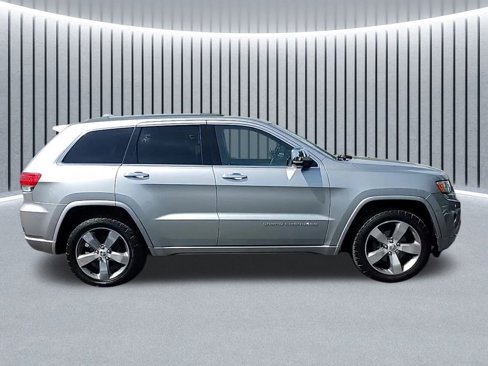 Used 2014 Jeep Grand Cherokee Overland image 4