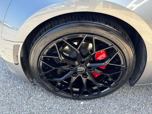 Used 2022 Chevrolet Camaro LT w/ RS Package image 4