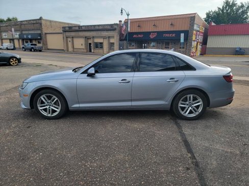 Used 2017 Audi A4 2.0T Premium image 6