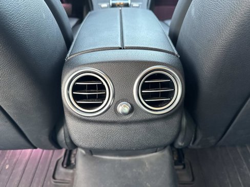 Certified 2019 Mercedes-Benz C 300 4MATIC Sedan image 13