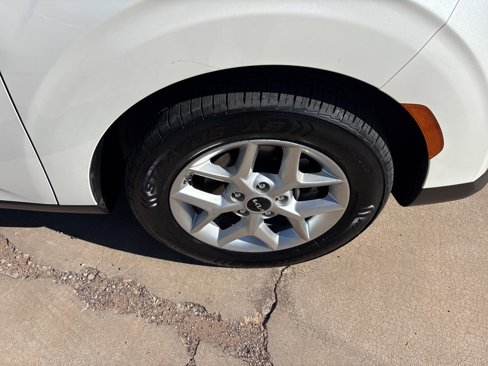 Used 2023 Kia Soul LX w/ LX Technology Package image 12