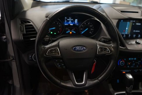 Certified 2018 Ford Escape SE w/ SE Sport Appearance Package image 21