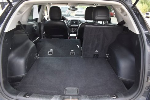 Used 2021 Jeep Compass Trailhawk image 22