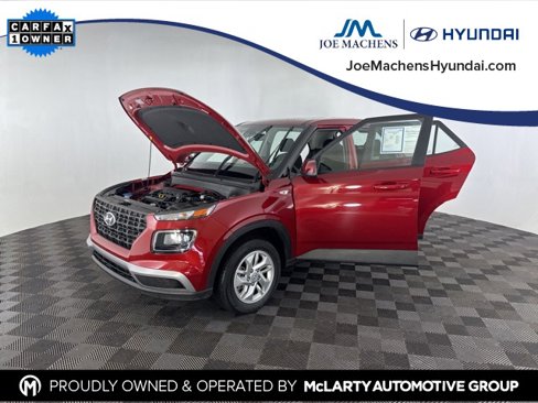 Used 2024 Hyundai Venue SE image 12