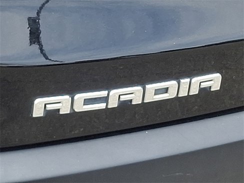 Used 2018 GMC Acadia SLT image 34