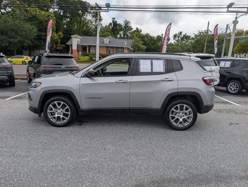 Used 2022 Jeep Compass Latitude image 25
