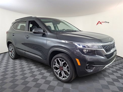 Used 2021 Kia Seltos S image 1