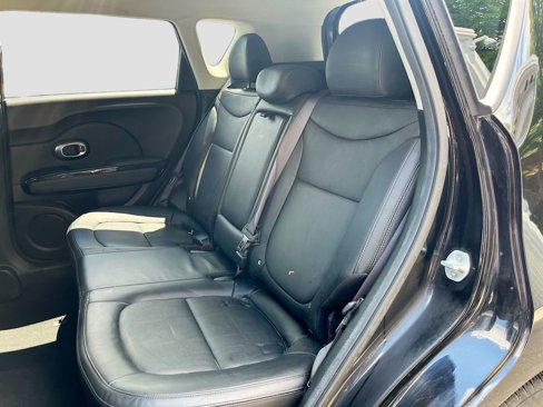 Used 2016 Kia Soul ! image 21