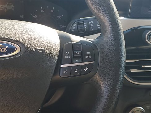 Used 2020 Ford Escape SE image 20