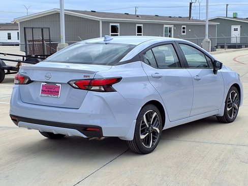 New 2025 Nissan Versa SR w/ Trunk Package image 5