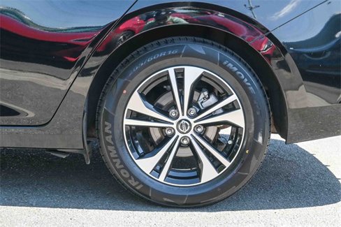 Used 2022 Nissan Sentra SV image 10