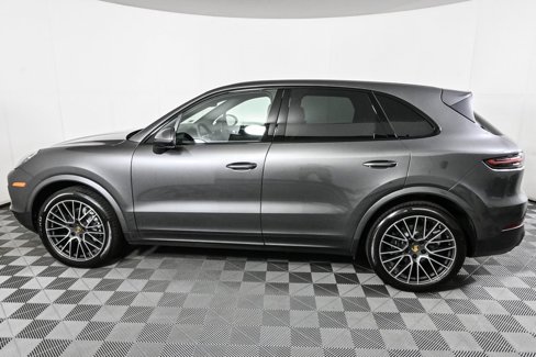 Certified 2020 Porsche Cayenne image 2