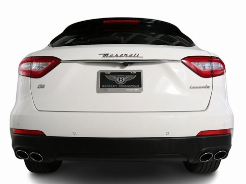 Used 2018 Maserati Levante image 8