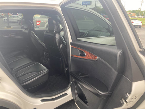 Used 2016 Lincoln MKX Select w/ Select Plus Package image 20
