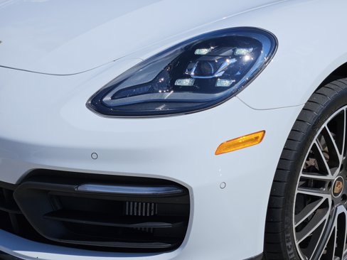 Certified 2021 Porsche Panamera image 12