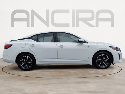 Used 2025 Nissan Sentra SV image 15